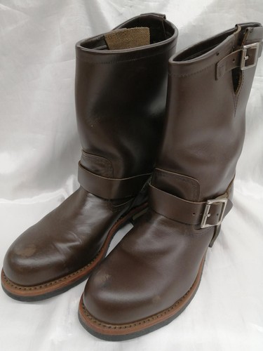 Red wing boots - wing,